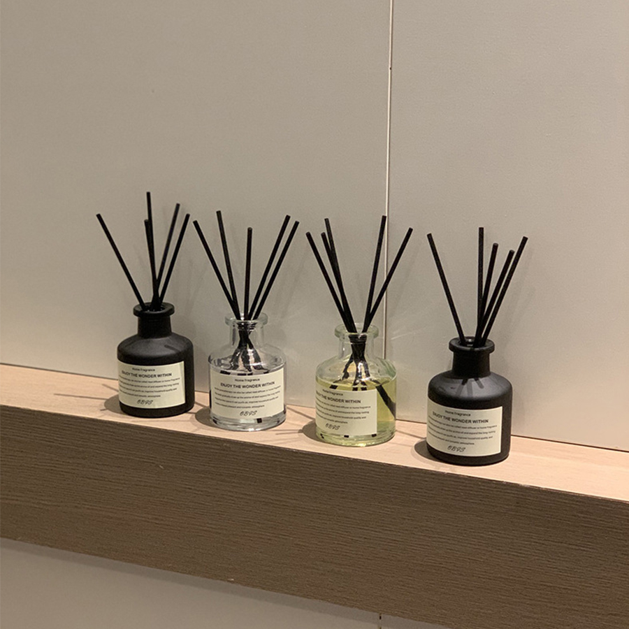 Home Fragrance Jasmine Diffuser - زيت عطري للعلاج العطري عديم اللهب